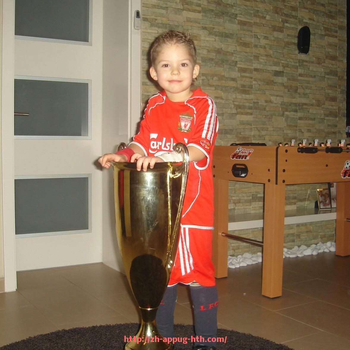 HTH华体会APP下载-世俱杯2025年球衣识别性设计及品牌形象建设